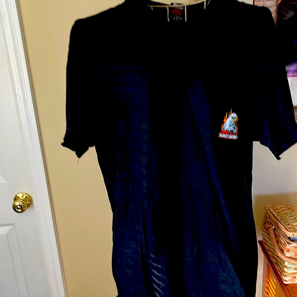 Mens Short sleeved Harley DAVIDSON TSHIRT SIZE XL.NWOT